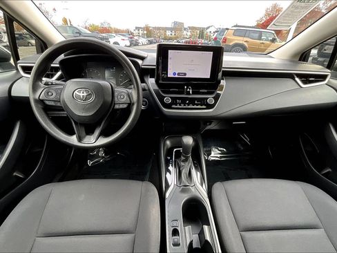 Used 2023 Toyota Corolla LE image 14