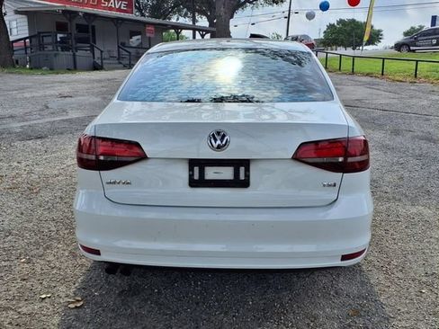 Used 2017 Volkswagen Jetta S FWD image 6