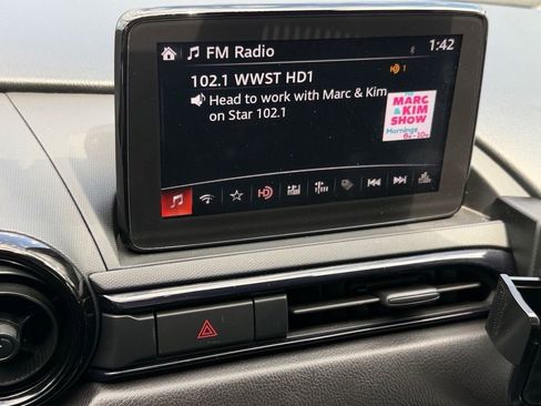 Used 2021 MAZDA MX-5 Miata Club image 22