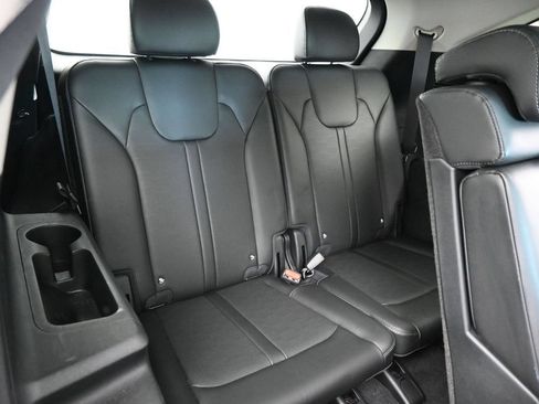 Used 2025 Kia Sorento S w/ Panoramic Sunroof Package FWD image 37