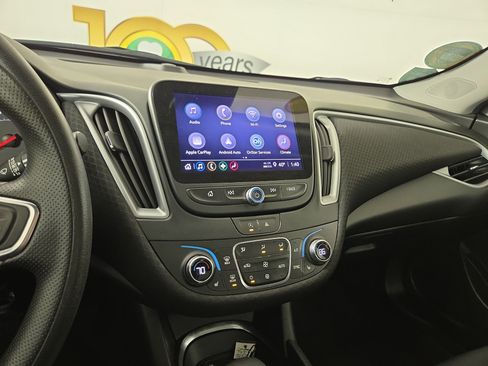 Used 2024 Chevrolet Malibu LT image 23