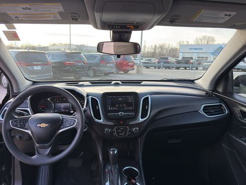 Used 2020 Chevrolet Equinox LT image 28