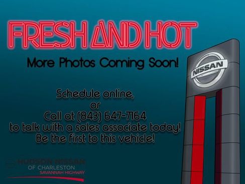 Used 2021 Nissan Rogue SV w/ Premium Package FWD image 5