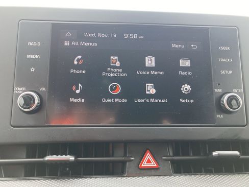 Used 2024 Kia Sportage LX image 20