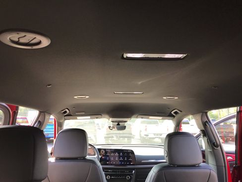 New 2026 Chevrolet Traverse Z71 w/ Enhanced Driving Package image 26