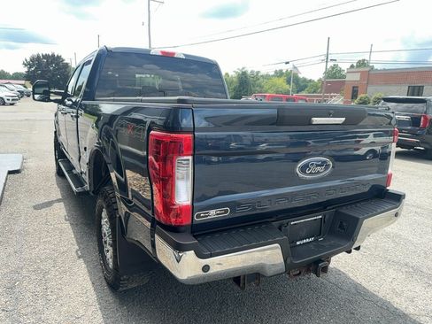 Used 2018 Ford F250 XLT w/ XLT Premium Package AWD/4WD image 6