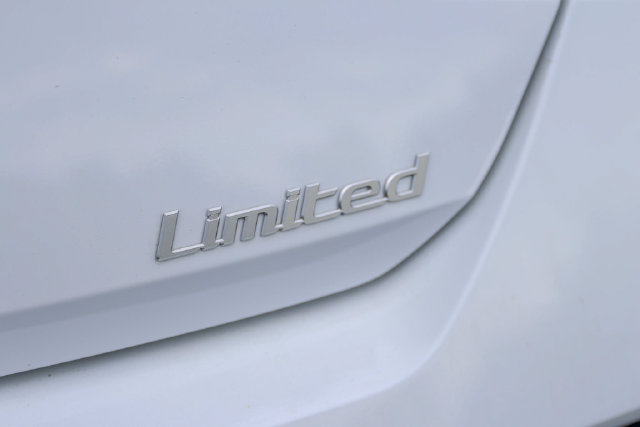 New 2026 Hyundai Elantra Limited FWD image 8