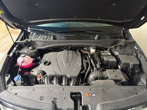 Used 2025 Kia Sportage EX FWD image 12