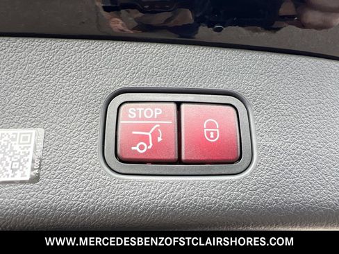 Used 2026 Mercedes-Benz GLC 300 4MATIC image 12