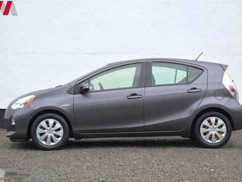 Used 2012 Toyota Prius C Two image 9