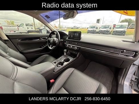 Used 2024 Honda Civic Touring image 9