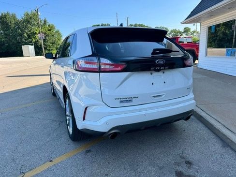 Certified 2022 Ford Edge Titanium w/ Equipment Group 301A AWD/4WD image 5