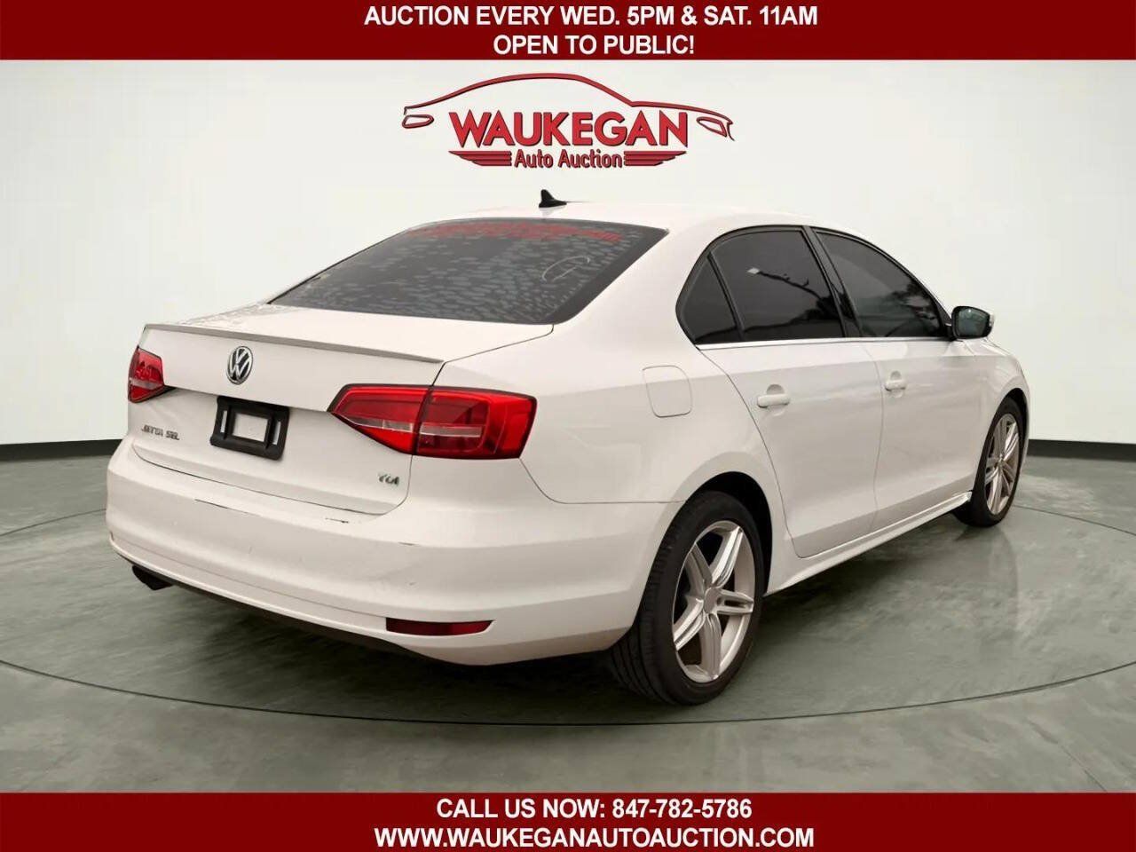 Used 2015 Volkswagen Jetta TDI SEL FWD image 4
