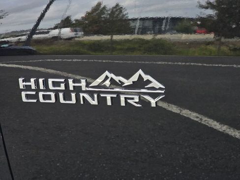 Used 2023 Chevrolet Traverse High Country w/ LPO, Floor Liner Package image 12