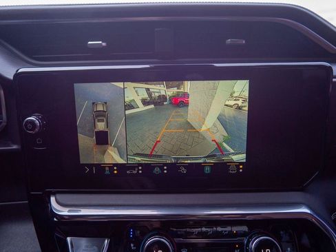 Used 2023 GMC Sierra 1500 Denali Ultimate AWD/4WD image 29