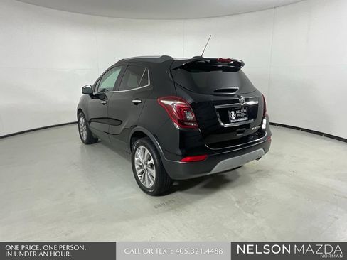 Used 2019 Buick Encore Sport Touring FWD image 8