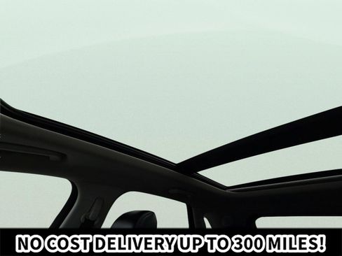 Used 2020 Ford Edge Titanium w/ Equipment Group 301A AWD/4WD image 30