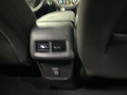 Used 2023 Chevrolet Equinox LS w/ LS Convenience Package FWD image 14