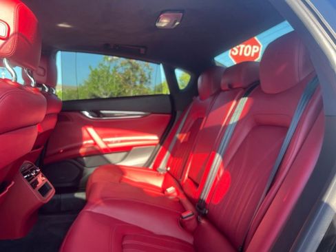 Used 2017 Maserati Quattroporte S RWD image 21