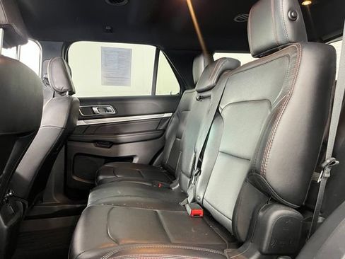 Used 2019 Ford Explorer Sport AWD/4WD image 32