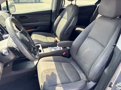 Used 2019 Honda Odyssey LX image 11