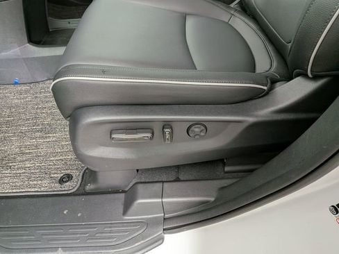 New 2026 Honda Odyssey Touring image 18