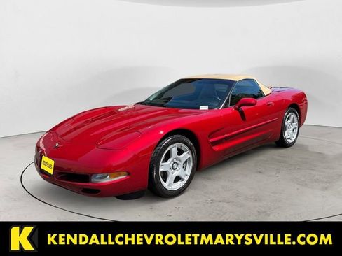 Used 1999 Chevrolet Corvette Convertible RWD image 1