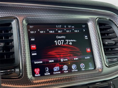 Used 2015 Dodge Challenger SRT Hellcat RWD image 16