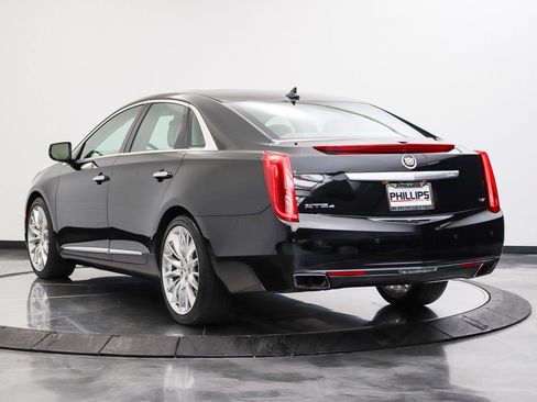 Used 2014 Cadillac XTS Platinum AWD/4WD image 3