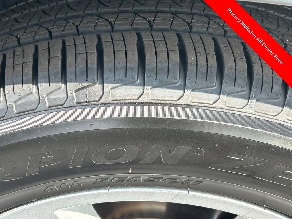 Used 2023 Land Rover Defender 90 S AWD/4WD image 25