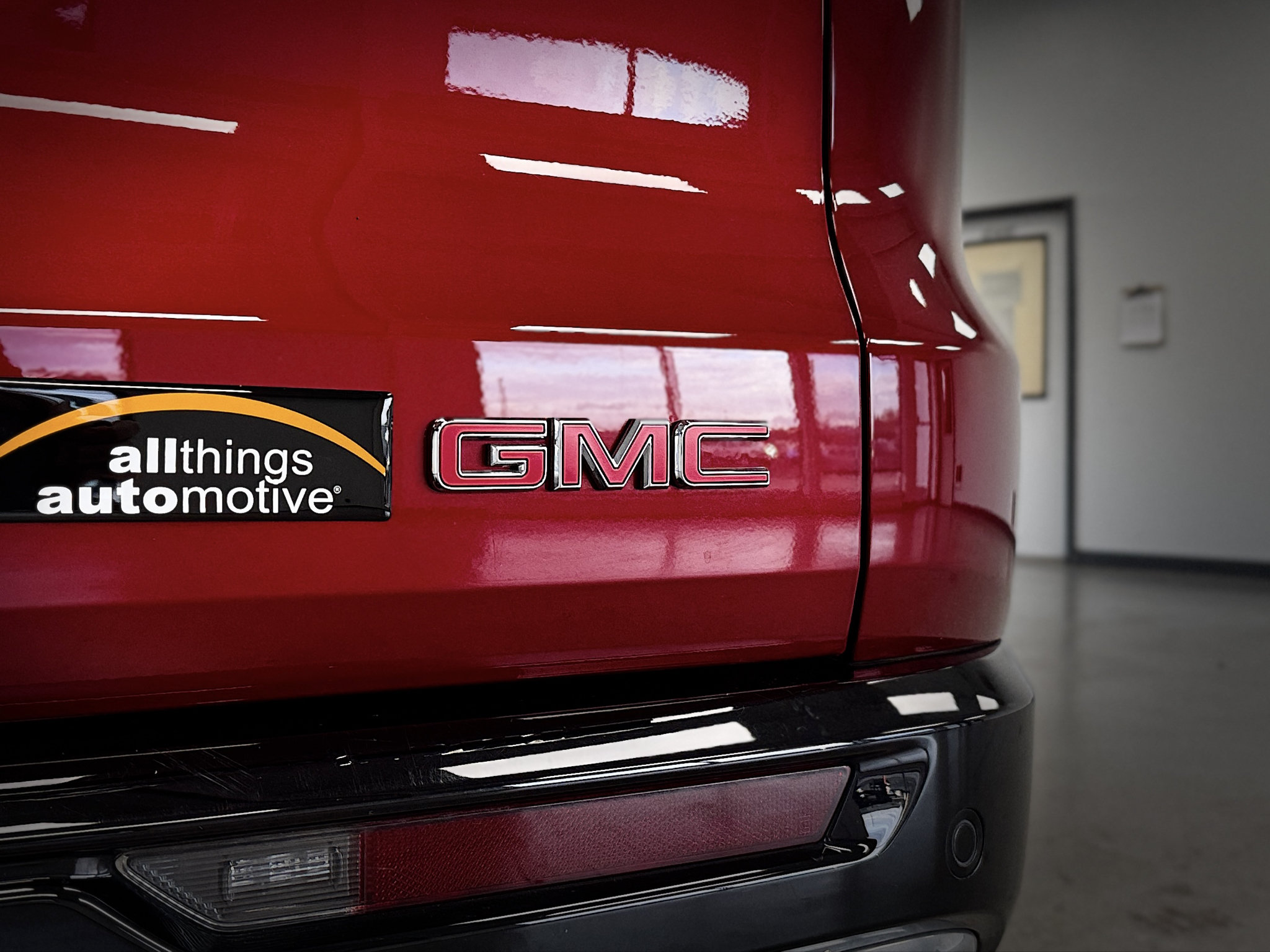 Used 2024 GMC Acadia Denali w/ LPO, Floor Liner Package AWD/4WD image 39
