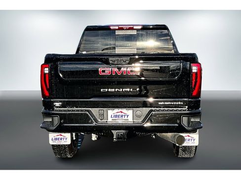 New 2025 GMC Sierra 2500 Denali w/ Denali Reserve Package image 4