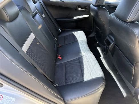 Used 2012 Toyota Camry SE image 17