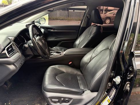 Used 2021 Toyota Camry XSE w/ TRD Appearance Package (TMS) image 8