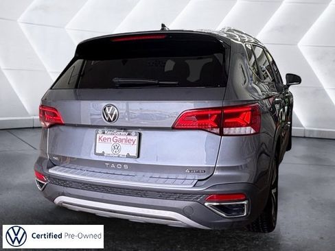 Used 2022 Volkswagen Taos SE image 5