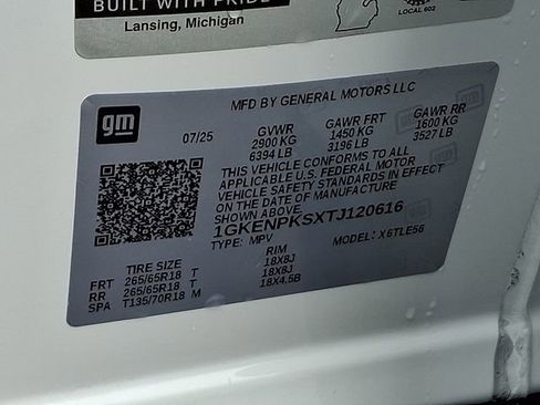 Used 2026 GMC Acadia AT4 w/ LPO, Floor Liner Package image 31