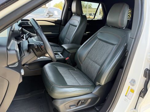 Used 2022 Ford Explorer Timberline AWD/4WD image 16