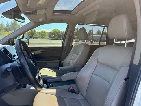 Used 2019 Honda Pilot Elite image 9