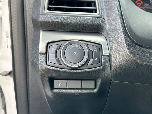 Used 2019 Ford Explorer XLT w/ Equipment Group 201A FWD image 25