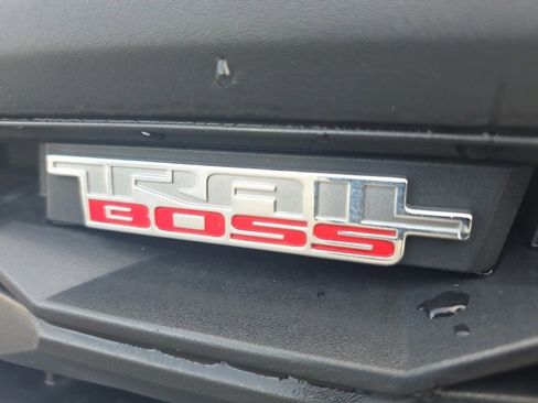 Used 2023 Chevrolet Colorado Trail Boss w/ LPO, Skid Plate Package image 10