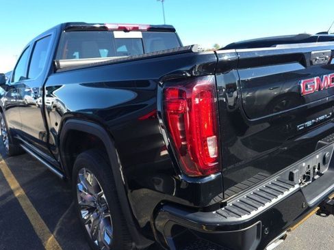 Used 2022 GMC Sierra 1500 Denali w/ Denali Reserve Package image 8
