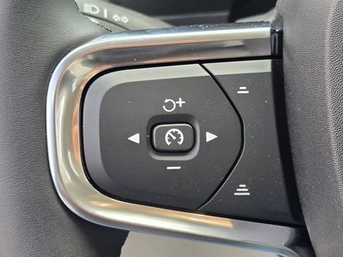 New 2026 Volvo XC40 B5 Plus w/ Protection Package Premier AWD/4WD image 28