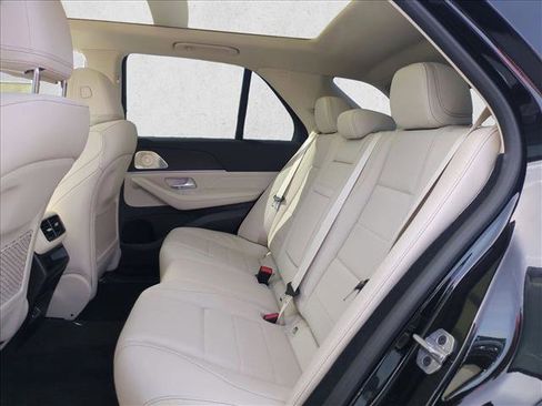 New 2026 Mercedes-Benz GLE 450 4MATIC image 16