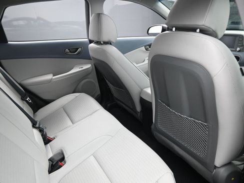 Used 2020 Hyundai Kona Limited image 35