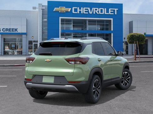 New 2026 Chevrolet TrailBlazer LT w/ Driver Confidence Package FWD image 4