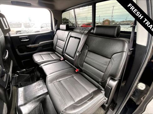 Used 2016 GMC Sierra 2500 Denali w/ Duramax Plus Package AWD/4WD image 22