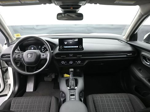 Used 2023 Honda HR-V LX image 20