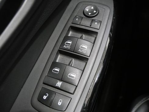 Used 2023 Jeep Cherokee Altitude Lux w/ Lux Elite Package AWD/4WD image 14