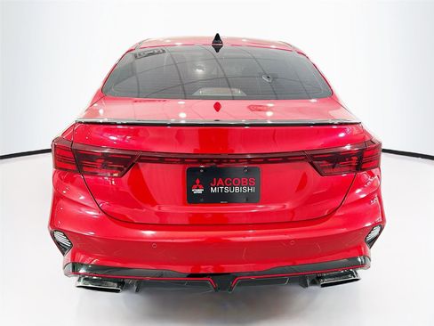 Used 2023 Kia Forte GT w/ GT2 Package FWD image 4