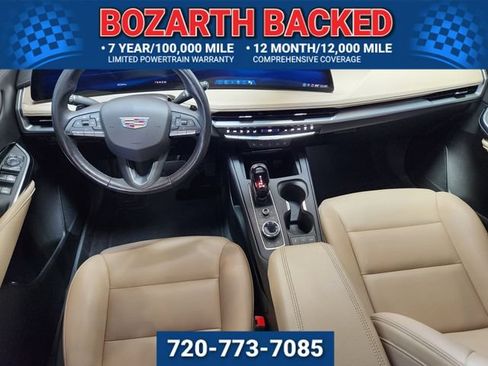Used 2024 Cadillac XT4 Luxury w/ Cold Weather Package AWD/4WD image 12